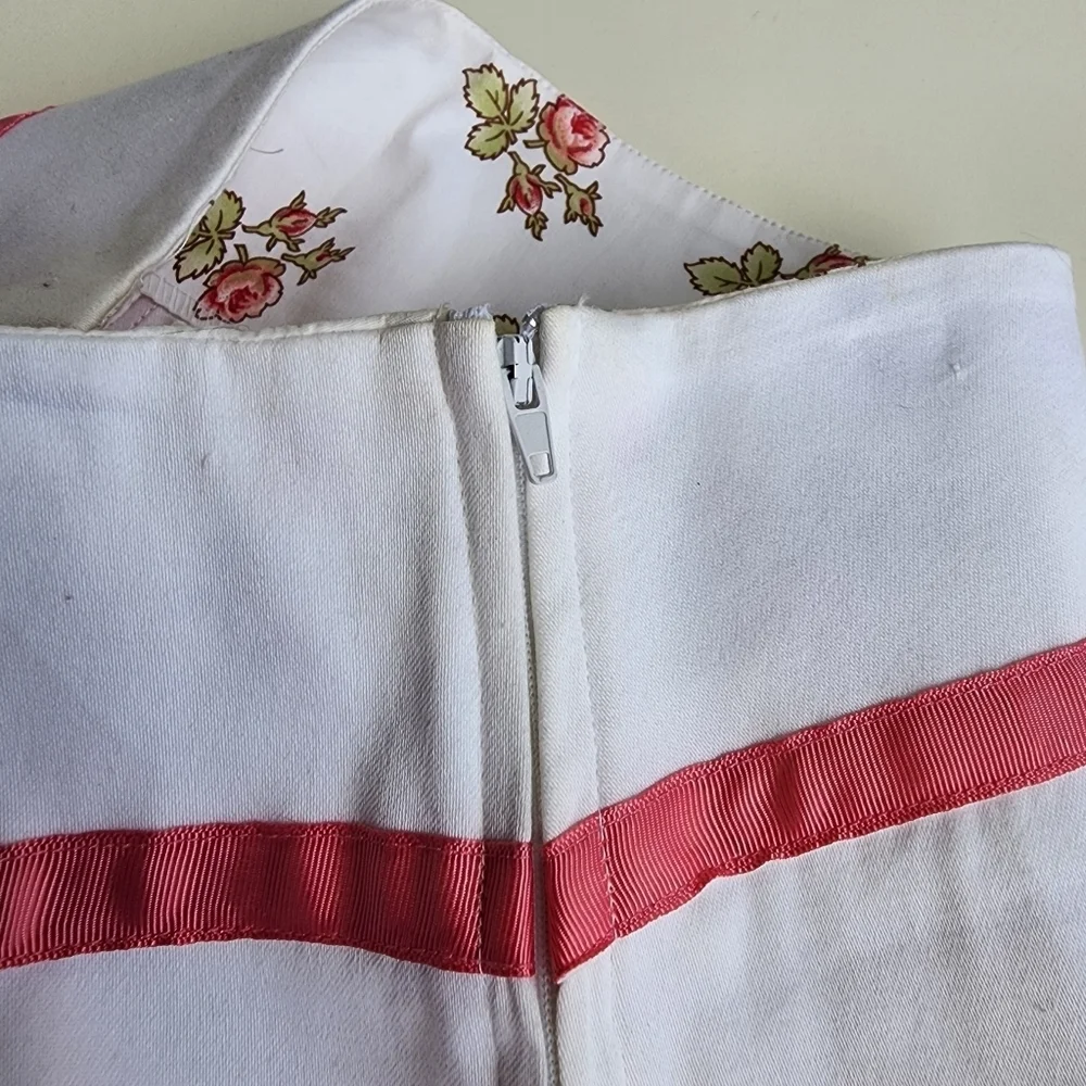 Heart Moon Star Womens Skirt A-Line Cotton White Pink Couture Side Zip Sz 8